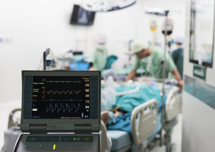 JEZIV INCIDENT, UBIJEN DOKTOR! Izgubio život nakon što ga je izbo besni pacijent u bolnici!