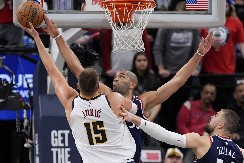 MAGIČNA NOĆ ZA DENVER Jokić i Marej prestigli legendarni tandem Čikago Bulsa