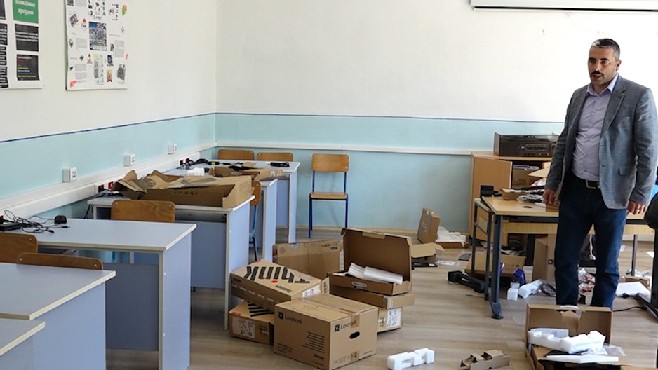 OPLJAČKANA ŠKOLA U PRIBOJU, ŠTETA 1,5 MILIONA Pljačkaši odneli informatičku opremu, oštetili vrata, zidove i nameštaj (FOTO)