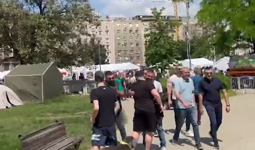 LJUDI MASOVNO DOLAZE U PIONIRSKI PARK ZA PRVI MAJ! Tu su da podrže studente koji hoće da uče! (VIDEO)