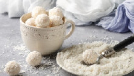 KOKOS BOMBICE Brze, slatke, neodoljive, tope se u ustima, a mirišu na more