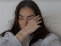 "IZGUBLJENA JE, DEPRESIVNA I BESNA, BEŽI IZ ZEMLJE U ZEMLJU" Isplivale skandalozne tvrdnje o poznatoj Srpkinji: "Tužno je u kakvom je stanju"