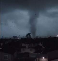 EVROPA NA UDARU SUPERĆELIJSKE OLUJE, OVE DVE ZEMLJE ĆE HAOS PRVE SASTAVITI! Strahuje se od obilnih poplava