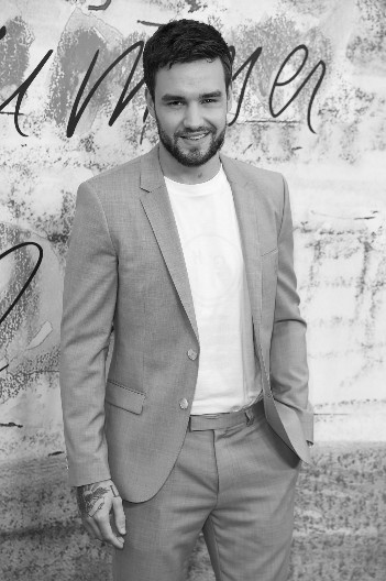 SEDAM MESECI OD SMRTI LIJAMA PEJNA, BOGATSTVO IDE U RUKE JEDNOJ ŽENI Ostavio milione iza sebe