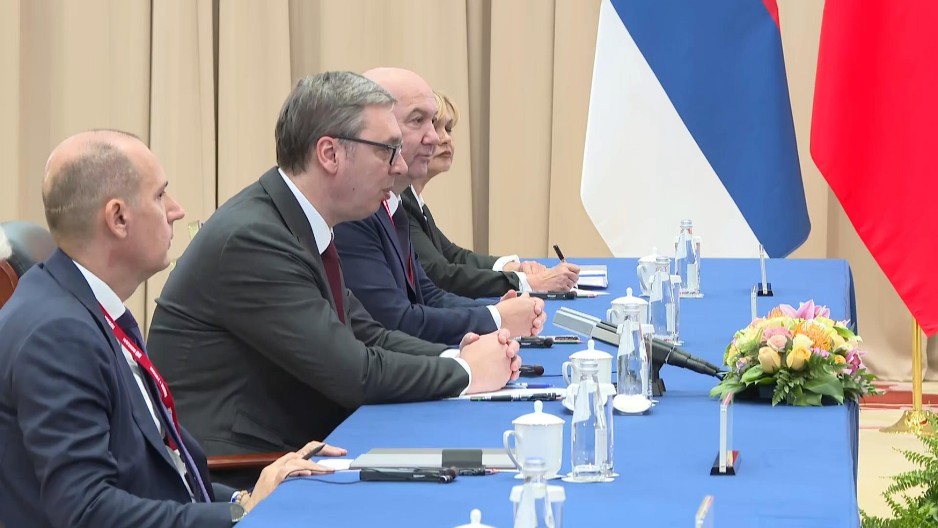 VUČIĆ OBAVESTIO SI ĐINPINGA Uspeli smo da se izborimo protiv obojene revolucije u Srbiji!