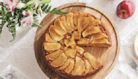 IZVRNUTI KOLAČ SA BANANAMA Očaravajući desert raspametiće svakog gosta