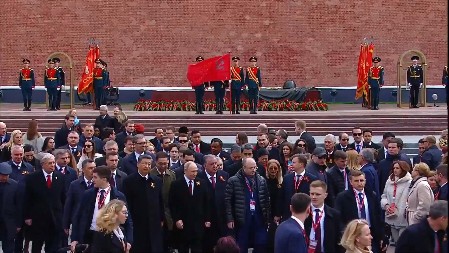 PORUKE SA PARADE POBEDE U MOSKVI KOJE MORATE DA ZNATE! Šta je sve otkriveno na spektakularnoj paradi?