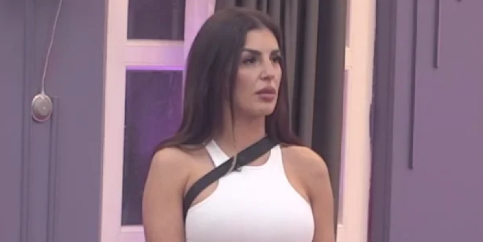 VODITELJ PRIZNAO DA JE BIO INTIMAN SA ENOM ČOLIĆ Skandalozna afera trese Belu kuću, ovaj pevač bio pored njih