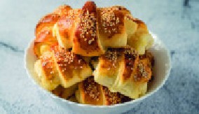 JOGURT KIFLICE ZA SAVRŠENO JUTRO Biće mekane i sočne, a ostaće sveže i sutradan