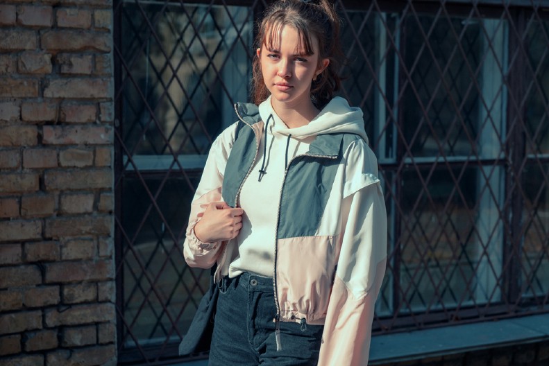 HOROSKOP ZA ČETVRTAK, 5. DECEMBAR Bik ulazi u ozbiljnu vezu, Raku strah sabotira napredak, Ovnu glavobolja