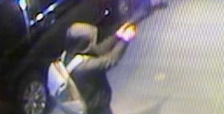 UBISTVO ISPRED HOTELA "HILTON" Sa kapuljačom i prigušivačem sačekao jednog od najbogatijih ljudi, policija nudi velike pare za informacije