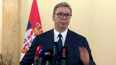 LJUDI NE ZNAJU KAKVA BI KATASTROFA USLEDILA Vučić upozorava: Moraju da deeskaliraju stvari