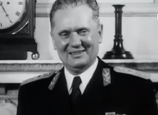 VIC DANA Umro Josip Broz, pa se svađaju Hrvat i Srbin...