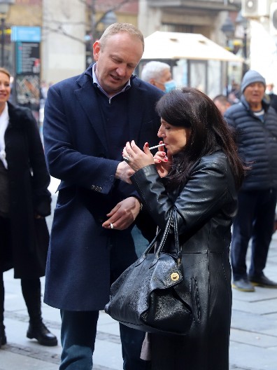 RASPADA SE ĐILASOVA I MARINIKINA STRANKA! Ljudi masovno odlaze, evo i gde