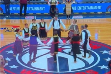 OPLELI SRPSKO KOLO USRED VAŠINGTONA Evo kako su folkloraši najavili neviđeni spektakl Nikole Jokića (VIDEO)