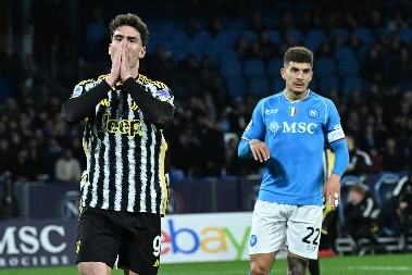 ŠTA OVO TREBA DA ZNAČI? Vlahović dobija brutalnu konkurenciju ili Juve pravi strahovit tandem