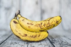 BANANE VAM POTAMNE I PROPADNU POSLE PAR DANA? Evo kako da ostanu sveže i do dve nedelje