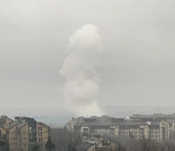 NA CERAKU ODJEKNULA EKSPLOZIJA Građani slikali gust dim koji se diže iznad zgrada