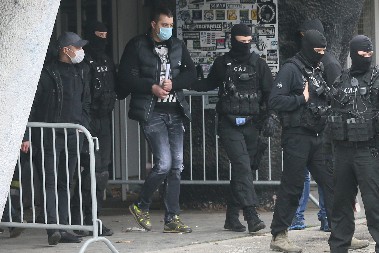 DOKTOR UNEO NEPRIJAVLJENE TABLETE U ZATVOR Nosio ih čoveku koji je povezan sa Belivukom i Miljkovićem