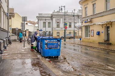 Ovde živi 400.000 Srba, a sada im prete paprene kazne ako jednu stvar bace u kontejner