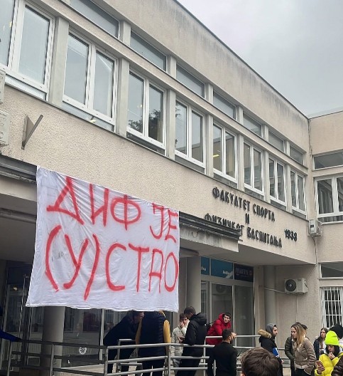 ŠTA KAŽE "KUHARICA": Kako se završava "blokada"?