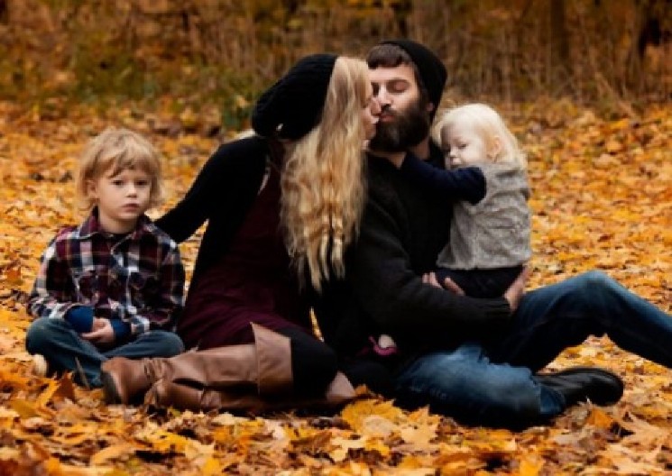 LJUDI MOJI, DA LI JE OVA ŽENA NORMALNA? Davala detetu dve i po litre ovog pića svakog dana, doktori zanemeli kada su videli devojčicu! (FOTO)