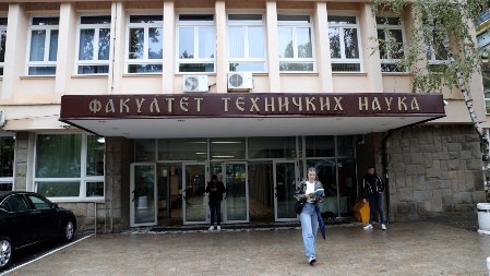 STUDENTSKI PLENUM KAO POLITBIRO Teror manjine na fakultetu Tehničkih nauka u Novom Sadu se nastavlja