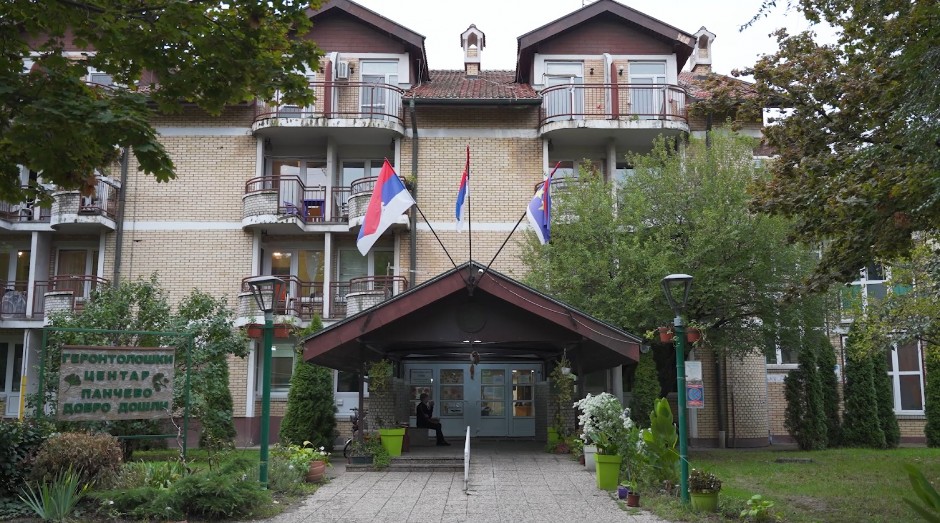 STAR I MUDAR ZASLUŽUJU DVOSTRUKO POŠTOVANJE! Gerontološki centar Pančevo  pokazuje starost nije izgubljena mladost, već nova snaga (VIDEO)