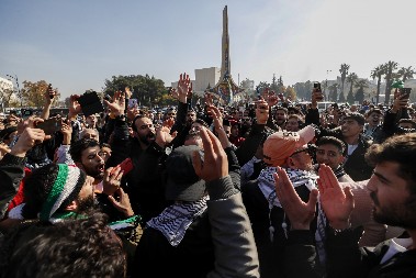 ''KRVNIK'' JE UBIJEN! Sirijski pobunjenici pogubili Asadovog vojnog zvaničnika poznatog po BRUTALNOSTI! (FOTO/VIDEO)