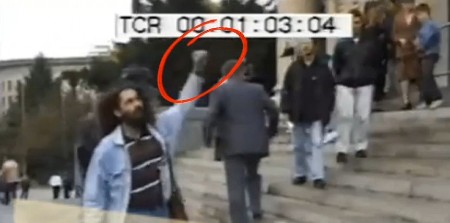 PREPOZNAJETE LI OVOG ČOVEKA? 5. oktobra je bio na bageru, sada je glavna zvezda antisrpske opozicije (VIDEO)