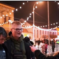 MLADI HRVAT PISAO DEDA MRAZU: "Možda si Srbin, pa sam mu pisao na ĆIRILICI" Izjava zapalila mreže: "Sa Trga bana Jelačića moji, znaš ti dobro koji..." (VIDEO)