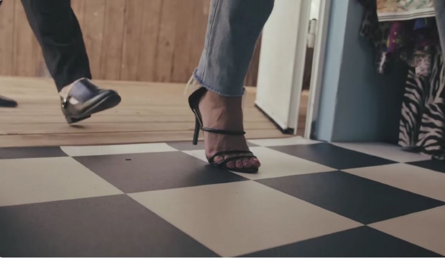 UHAPŠENA KINESKINJA ZBOG PODVOĐENJA SVOJIH ZEMLJAKINJA Evo šta je nudila u salonu za masažu