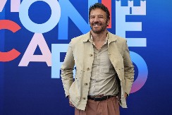 UMRO POZNATI GLUMAC (44) Karcinom se proširio po celom telu, izgubio bitku sa opakom bolešću!