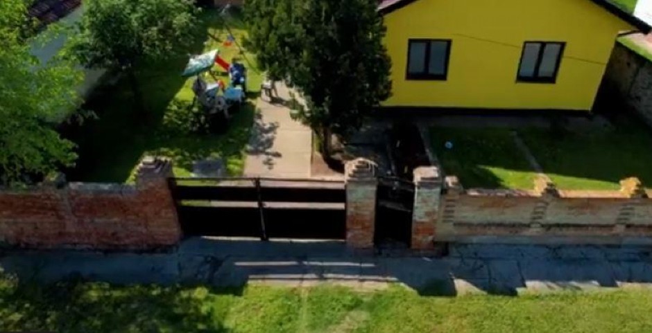 Nikolići se skućili za samo 10.000 evra: Sve zanima kako izgleda kuća za te pare (VIDEO)