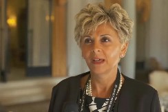 Ubavka postala Rebeka, zaradila 2 milijarde: Ovo je najbogatija Srpkinja na svetu