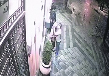 UHVAĆEN MLADIĆ KOJI JE SEKSUALNO ZLOSTAVLJAO BAKU U CENTRU BEOGRADA  On je smešten u zdravstvenu ustanovu