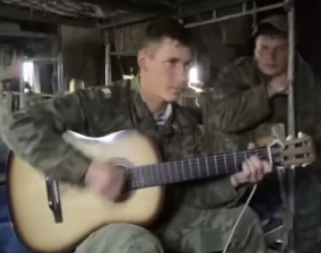 ZA TELEGRAM "UDALA SAM SE"... Jedna od najtužnijih ruskih ratnih pesama će vas "slomiti"