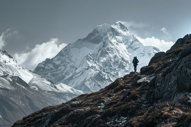 PUKIM ČUDOM JE PREŽIVELA 24 DANA U SUROVOJ PLANINSKOJ DIVLJINI Jedva je hodala kroz snežne oluje bez hrane i vode, a onda se dogodlo nešto neverovatno