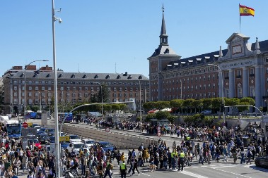 OVO JE RAZLOG NOVOG HAOSA SA MREŽOM U ŠPANIJI Građani proveli jutro u panici, sada su se oglasili ONI