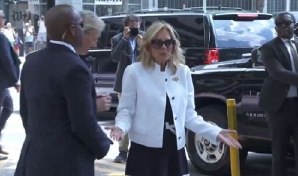 SKANDAL! bajdenova žena optužena za ZLOSTAVLJANJE starijih osoba!