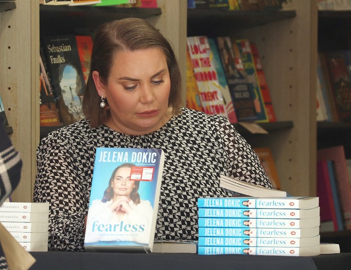 KO JE MAJKA JELENE DOKIĆ? I Ljiljana je bila zlostavljana, a jednu stvar joj bivša teniserka nikada nije oprostila