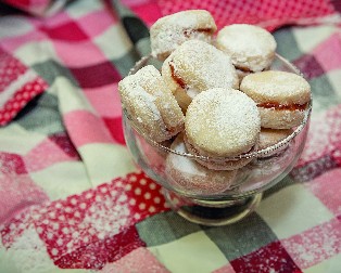 BAKINE POSNE VANILICE Fenomenalni sitni kolači koji se tope u ustima, za svaku svečanu trpezu