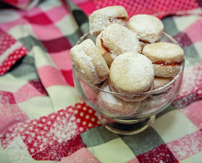 BAKINE POSNE VANILICE Fenomenalni sitni kolači koji se tope u ustima, za svaku svečanu trpezu