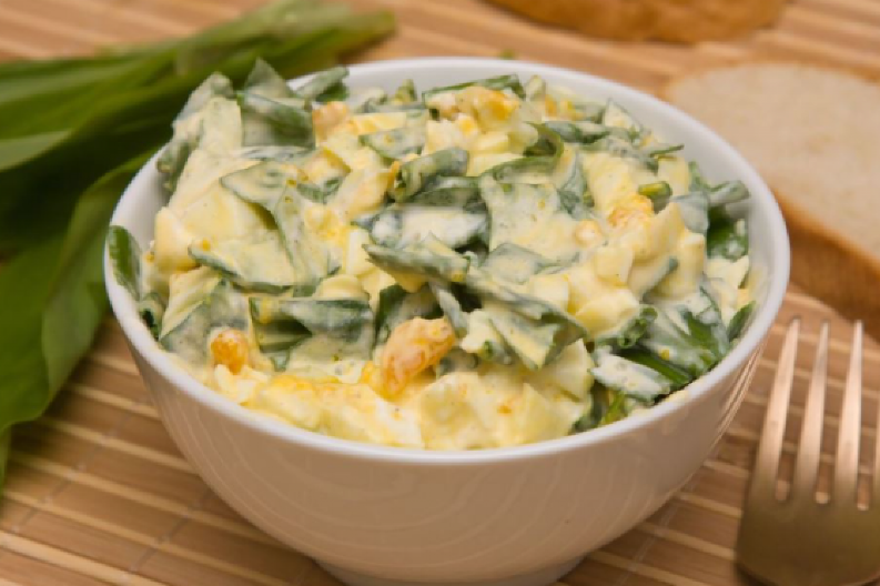 MANASTIRSKA OBROK SALATA SA SREMUŠEM Puna proteina i vitamina, bolju do sada niste jeli