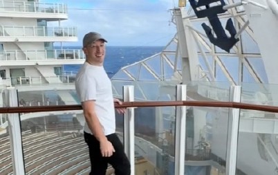 POGLEDAJTE LUKSUZ KOJI IZAZIVA BES Najskuplja kabina na kruzeru ZAPALILA mreže, kad čujete koliko košta, SRCE ĆE VAM STATI! (VIDEO)