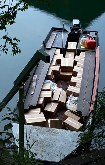 TRI BOSANCA UHAPŠENA NA DRINI SA TOVAROM AROMA ZA NARGILE Dvojica imala vojne legitimacije BiH