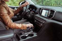 Pravi izbor će vam uštedeti novac, a i živce – nije svaki menjač pouzdan, detaljan pregled najboljih i najgorih opcija