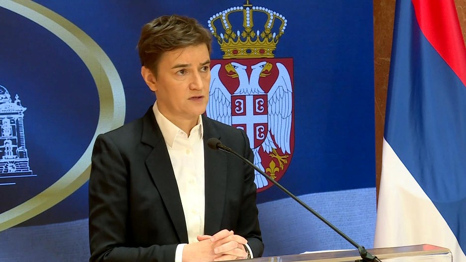 "LICEMERJE, ONI SU ELITA KOJIMA JE DOPUŠTENO SVE ONO ŠTO DRUGIMA NIJE!" Brnabić razbucala Lazovića, evo ko su kandidati REM-a  (VIDEO)