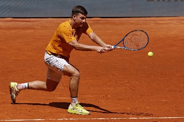 LOŠ DAN ZA SRBE Kecmanović posle preokreta poražen na Rolan Garosu