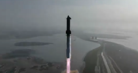 EKSPLODIRALA MASKOVA RAKETA! U momentu slavlja došlo do HAVARIJA! (VIDEO)